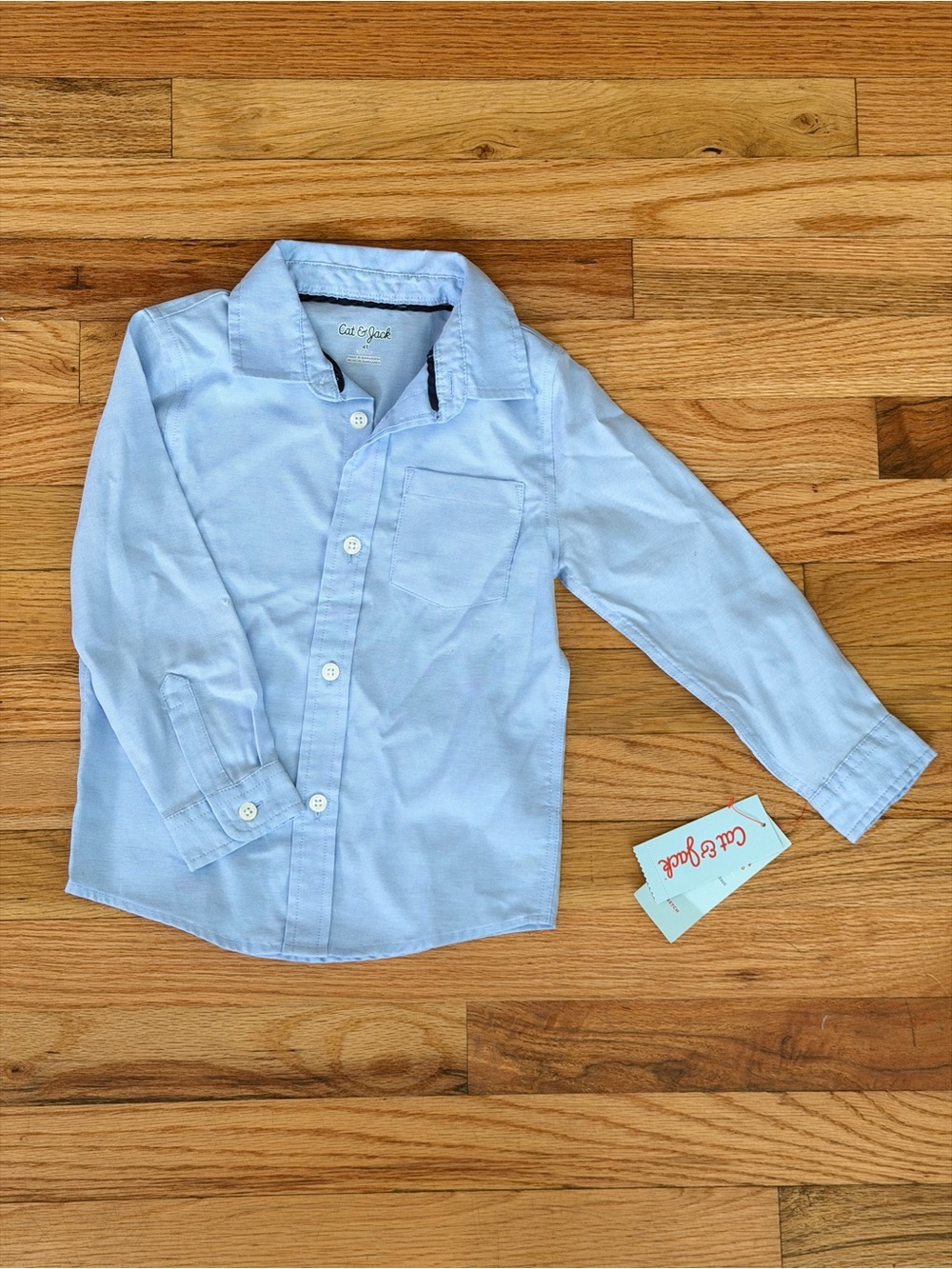 Cat & Jack Light Blue Long Sleeve Button-Down Shirt for Kids